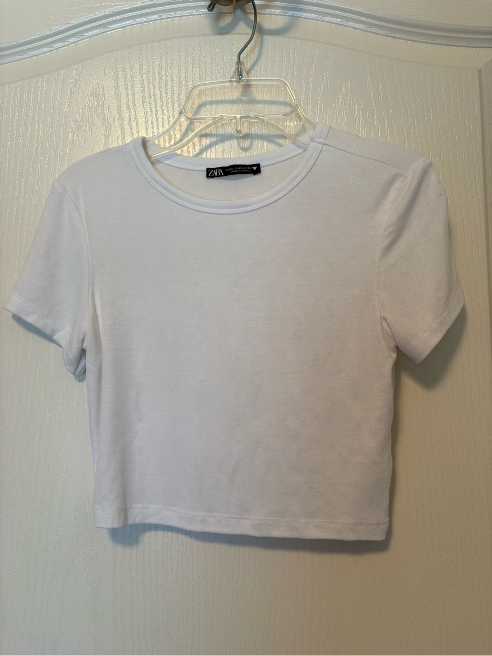 Zara White Cropped Crewneck Baby Tee